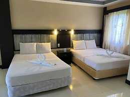 Dantes Hideaway