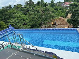 Dantes Hideaway
