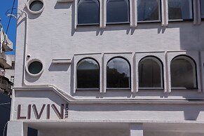 LIVIN Hotel
