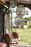 Little Lodge Glamping
