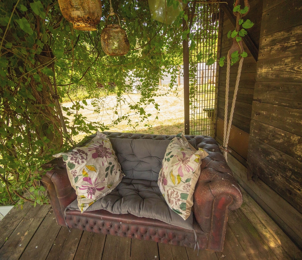 Little Lodge Glamping
