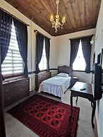 ZEYTİNLİK KONAĞI