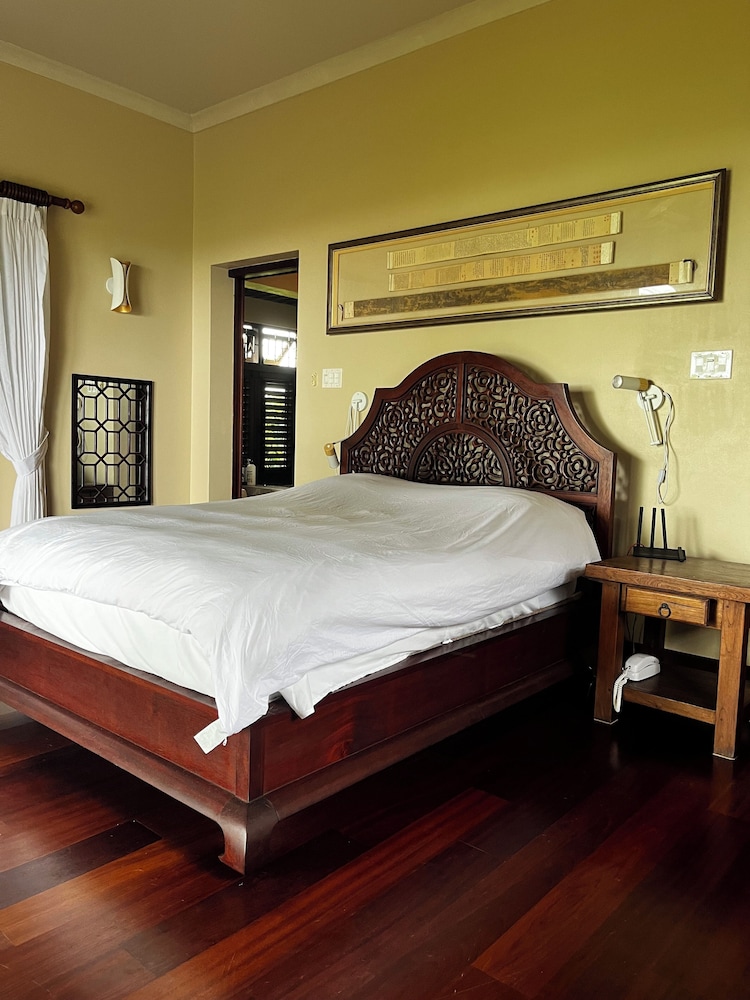 Breezin Villa in Deans