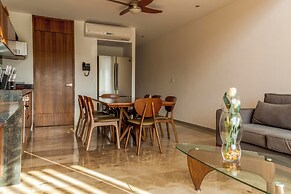Exclusive 5th Ave Apt with Private Pool