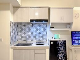 Homey 2Br At Meikarta Apartment
