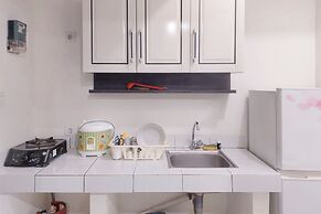 Comfy And Well Furnished Studio Casa De Parco Apartment