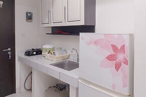 Comfy And Well Furnished Studio Casa De Parco Apartment