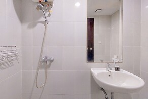 Comfy And Well Furnished Studio Casa De Parco Apartment