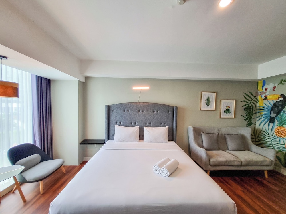 Restful Studio (No Kitchen) At Mataram City Apartment