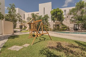 Stylish Condo with Premium Amenities