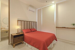 Stylish Condo with Premium Amenities