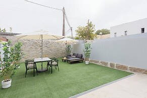 Colorwave Terrace House