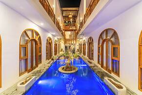 Yulaman Hotel