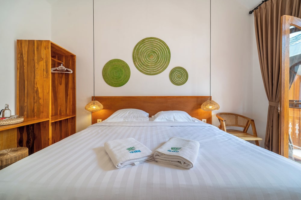 Yulaman Hotel