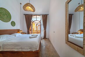 Yulaman Hotel