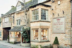 Bluebirds Cottage Light Airy 2BD Bourton