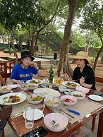 Lake Front Cottage Sigiriya