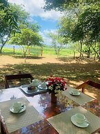 Lake Front Cottage Sigiriya