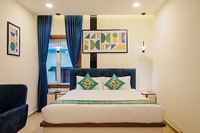 Treebo Premium Aasma Courtyard