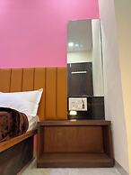 Parel Residency