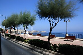 Premier Seafront Living: Ultra-luxury in Sliema