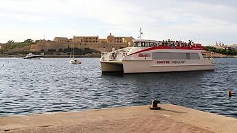 Elegant Sliema Penthouse, Panoramic Terrace