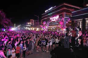 Flamingo Hai Tien
