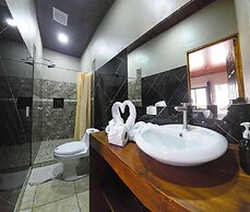 Almore Hotel