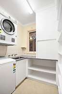 Fitzroy Private Rooms @ 132 Nicholson Homestay