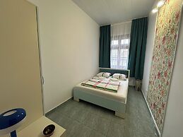 Serenity Apartments and Studios