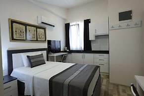 Askadar Çatı Otel