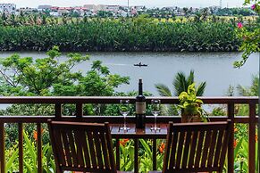 Palm River Boutique