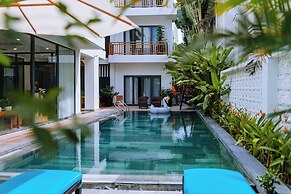 Palm River Boutique