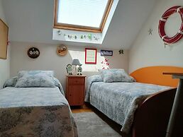 3 Bed Flat - Sleeps 6 - Pool - Garden - Parking