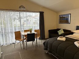 Anderson Park Motel