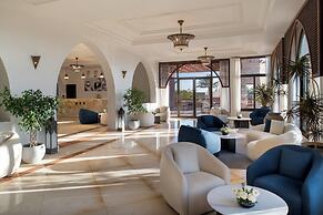 Royal Lazure Resort