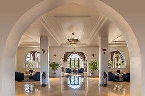 Royal Lazure Resort
