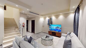 Royal Lazure Resort