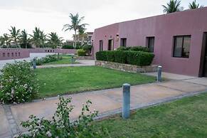 Royal Lazure Resort