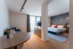 Frames Hotel GmbH