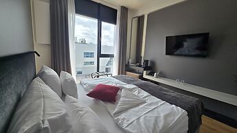 Frames Hotel GmbH