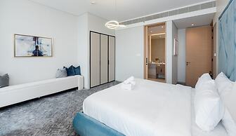 Address JBR Prime Space w Pool Beach Access