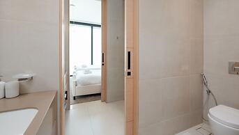 Address JBR Prime Space w Pool Beach Access