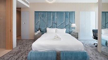 Address JBR Prime Space w Pool Beach Access