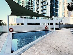 Address JBR Prime Space w Pool Beach Access