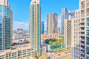bnbme | Stand Point Tower A | 1BR + Study Room