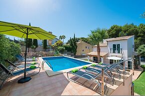 El Pinar in Cala Sant Vicen