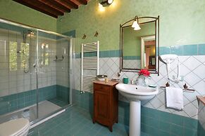 Villa Paradiso 16 in Mensano