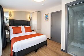 Robin Hotel