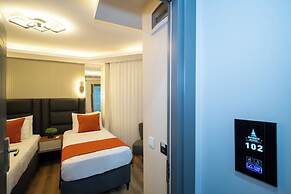 Robin Hotel